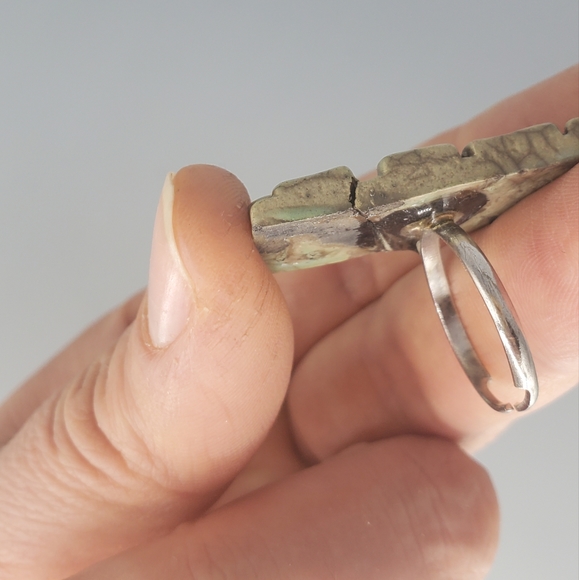 Green Lego Like Unique Ring and Green Silicone Bracelet Set - Picture 6 of 10